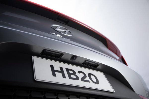 HYUNDAI - HB20 - CÂMERA DE RÉ - 2